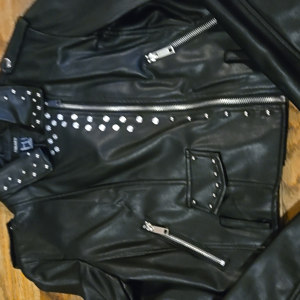 Forever 21 Jacket - Picture 2 of 8